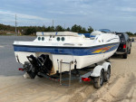 2007 Bayliner 217 deck boat open bow