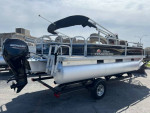 2021 Sun Tracker Bass Buggy 18DLX Pontoon Boat w/Mercury 60hp CT 4S