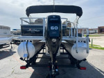 2021 Sun Tracker Bass Buggy 18DLX Pontoon Boat w/Mercury 60hp CT 4S