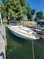Sea Ray Weekender 300--Pretty Pretty Nice!