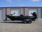 2024 LUND 1875 PRO V BASS XS W 200 PRO XS