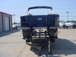 2023 BENTLEY 220 FISH N CRUISE W 115 COMMAND THRUST
