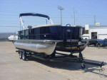 2023 BENTLEY 220 FISH N CRUISE W 115 COMMAND THRUST