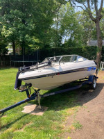 17 ft fourwinns