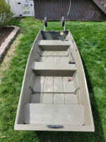 1232 Flat Bottom John Boat