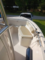 2009 Cobia 216 CC