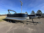 2023 VERANDA VISTA VIEW 22RC 115 HP W/BUNK TRAILER
