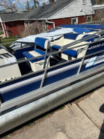FOR SALE: the Ultimate Adventure Craft – a 20’ StarCraft Pontoon Boat