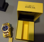 Invicta Gold Tone Blue face men's dive watch Never worn new in box