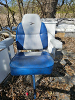 1992 Smokercraft w/25hp Evinrude 2cycle