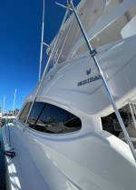 43' Bertram 410 Convertible (EXTRA CLEAN)