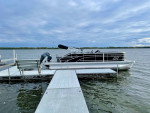 2022 Bennington 22 LSB Pontoon New Trailer and Sealegs