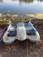 Peddle/Paddle boat