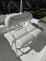 SEA HUNT 235 SE ULTRA