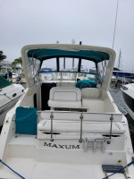 27' Maxum with slip for season, many updates!