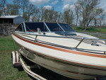 Vintage 1983 Sun runner 18'4,  cuddy cabin.excellent cond.
