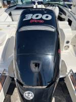 2014 SEA RAY 240 SD OUTBOARD