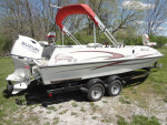 2005 Lowe TH224 Deck Boat