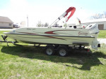 2005 Lowe TH224 Deck Boat