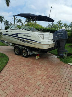HURRICANE 237 DECK BOAT 370 HOURS 200 YAMAHA