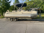 Bennington Pontoon Boat