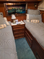 Hatteras Motor Yacht 58