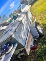 19ft Fourwinds boat w/ trailer