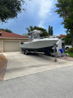 92 Mako 251 FWC model