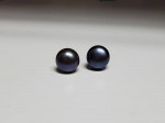 Black pearl stud earrings