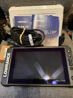 Lowrance 9" Elite FS Graphs