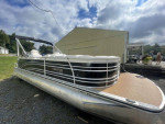 2014 Harris Solstice 220 juu 200hp.