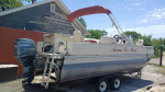 Bennington Pontoon boat