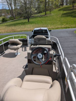 Like new Bass Buggy 16XL 50 hp pontoon boat w)trailer <10:hours on mtr
