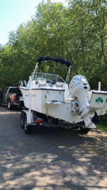 Sea Hunt Victory 215