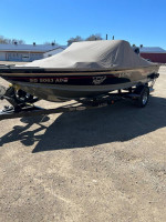 2004 Lund 1800 ProV IFS