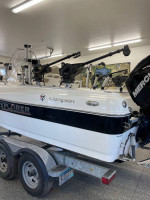 Campion Explorer 602 Center Console