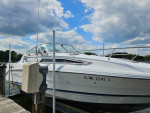 1993 Rinker 260 Fiesta Vee Cabin Cruiser