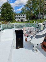 1993 Rinker 260 Fiesta Vee Cabin Cruiser