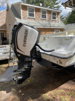 2003 Hydra Sport 2390 Vector