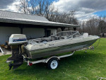 78 Baja tri hull, motor, trailer