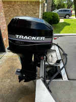2001 Bass Tracker Pro Team 175XT