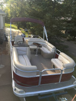 Large Pontoon Wanted