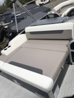 2024 Princecraft Vectra 23RL tritube pontoon Mercury 150hp on trailer