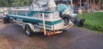 Trihull boat