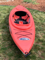 Kayak-Flatwater Pelican Trailblazer 100