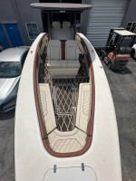 2022 Carrera 32 powerboat