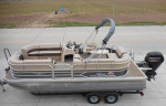 2018 Sun Tracker party barge 20 dlx 20ft pontoon 90hp Merc CT 4 Stroke