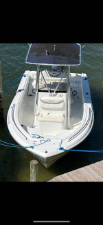 2011  21.6 Sea Hunt Ultra