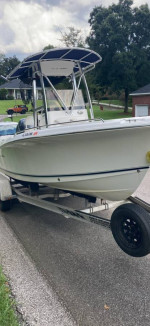 2011  21.6 Sea Hunt Ultra