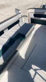 340 Sea Ray Express